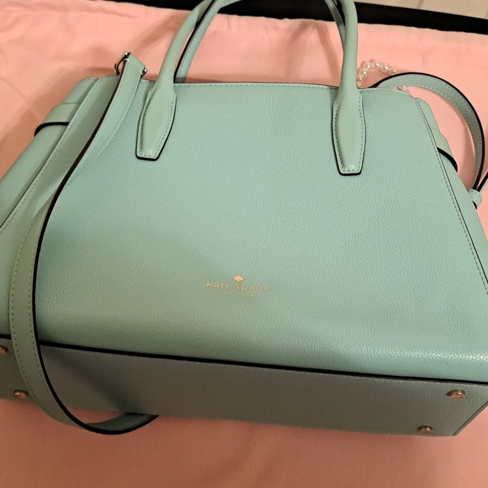 Kate Spade Mint Green Handbag with nwot bag charm&Nwot dust bag.